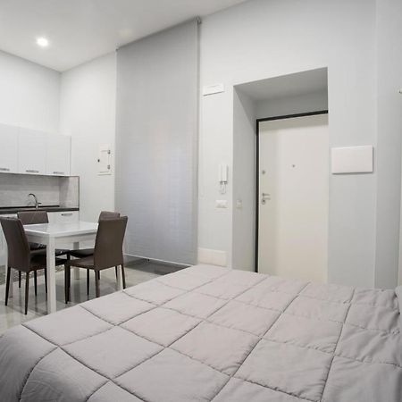 Giovi'S Apartments Кастеламаре ди Стабия Екстериор снимка