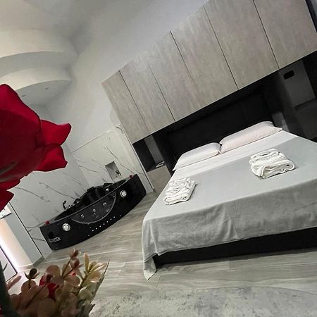 Giovi'S Apartments Кастеламаре ди Стабия Екстериор снимка