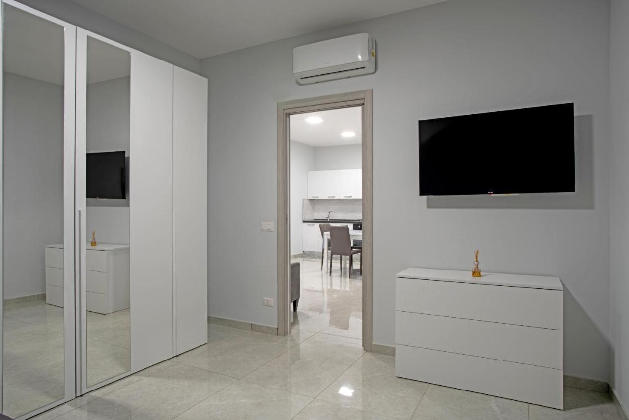 Giovi'S Apartments Кастеламаре ди Стабия Екстериор снимка