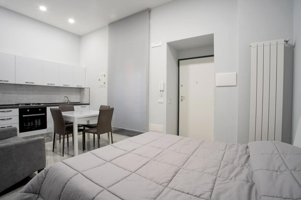 Giovi'S Apartments Кастеламаре ди Стабия Екстериор снимка