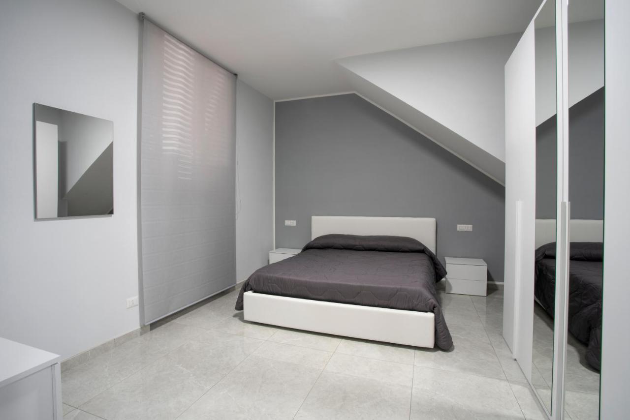 Giovi'S Apartments Кастеламаре ди Стабия Екстериор снимка