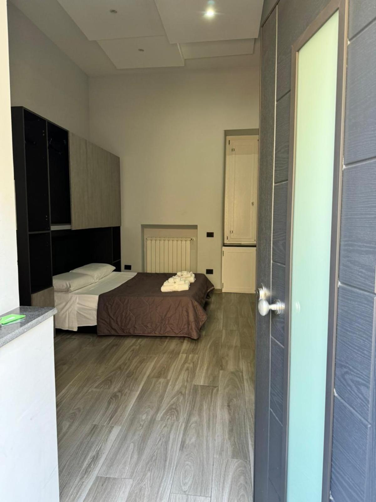 Giovi'S Apartments Кастеламаре ди Стабия Екстериор снимка